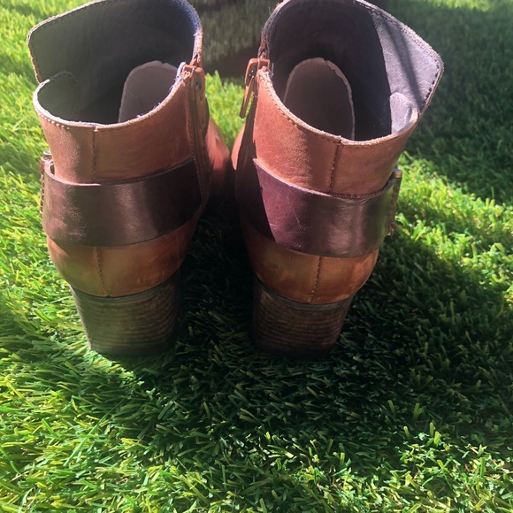 ALDO Arielle leather ankle boots, size 6 - Picture 4 of 5